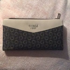 Guess wallet